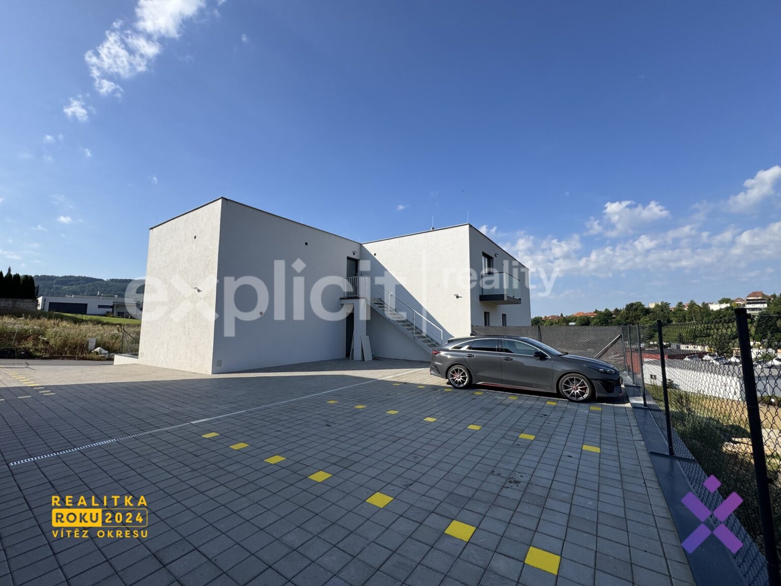 1920x1920wm2501161309-a82c5-pronajem-bytu-1-kk-33-m2-zlin-prstne-img-0859-5fba33ba23-3152189684