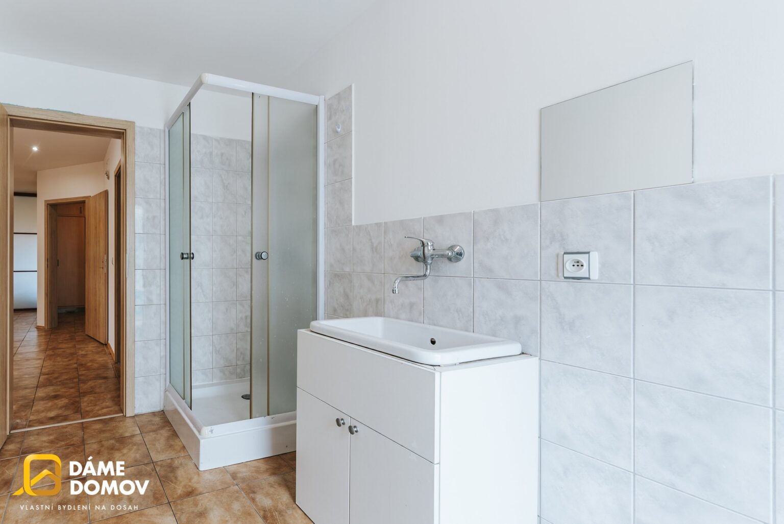 1920x1920wm2410241258-1d144-prodej-rodinneho-domu-350-m2-s-bazenem-biotopem-a-velkou-zahradou-pohorelice-025-cde97034a4-2944156296