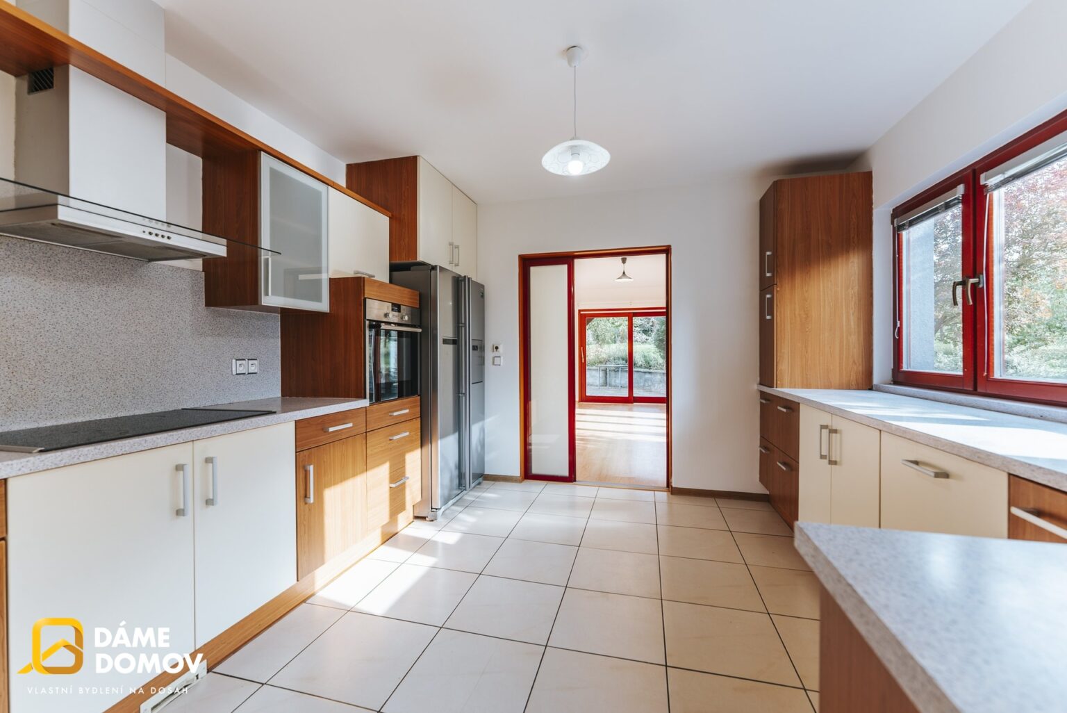 1920x1920wm2410241258-ac8c7-prodej-rodinneho-domu-350-m2-s-bazenem-biotopem-a-velkou-zahradou-pohorelice-013-a6d27034a4-2906380251